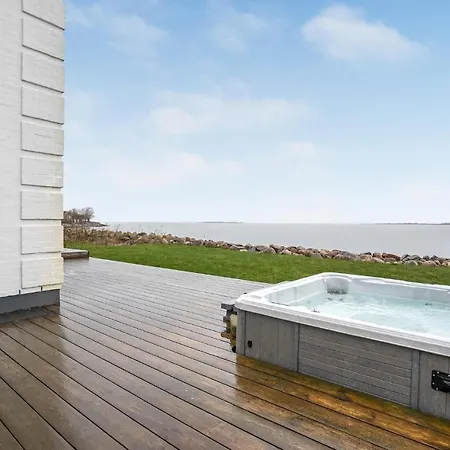 5 Bedroom Amazing In Torrig L Kragenæs