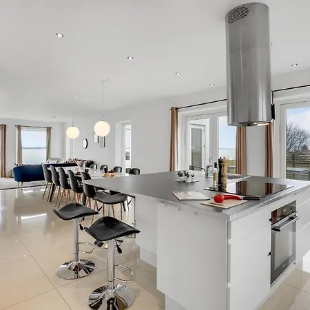 5 Bedroom Amazing In Torrig L